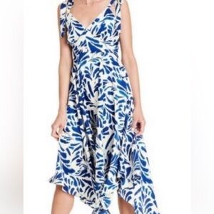 NWT Womens Alexis and Target blue floral dress size S